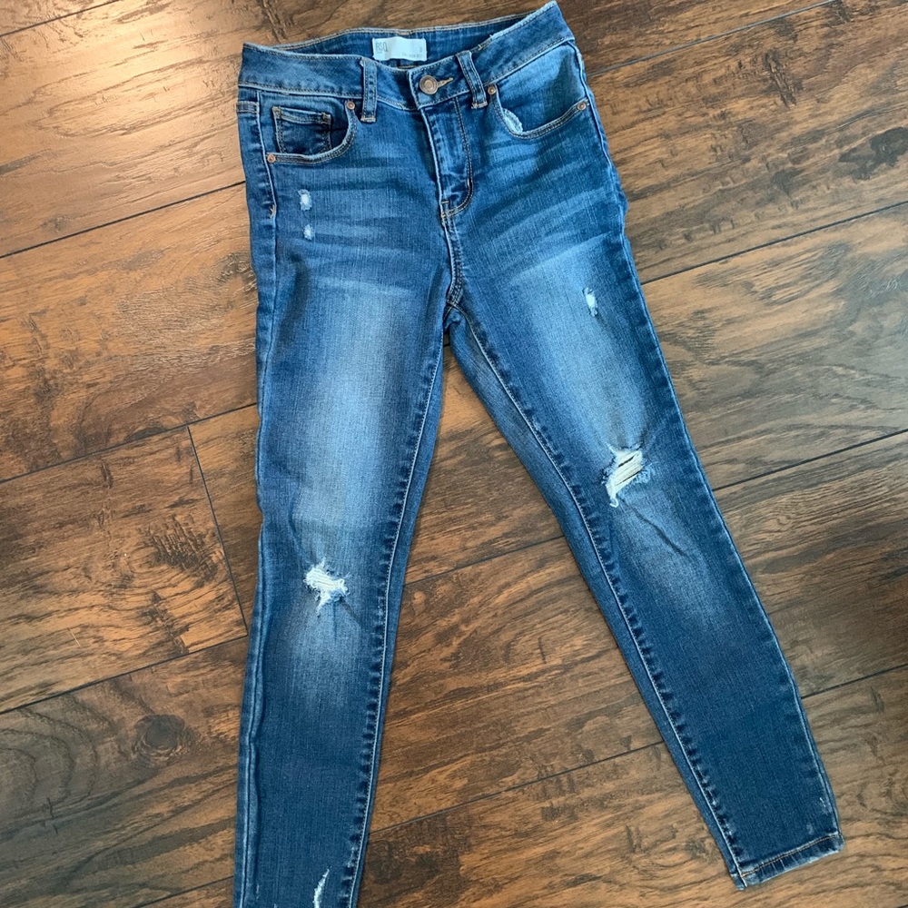 Tilly’s RSQ Ripped Skinny Denim Jeans